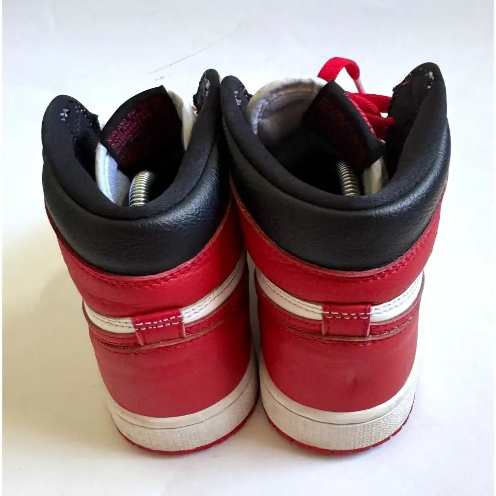 Nike Retro 1 Air Jordan Mid Sneakers Red Black White Size 7 Youth/8.5 Women